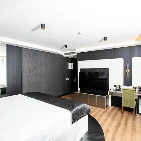 Marlen Mavisehir Hotel Esmirna