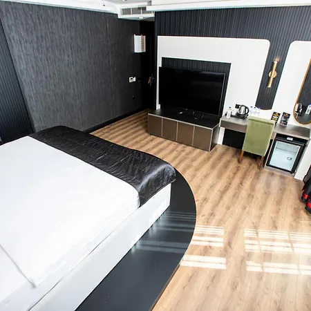 Marlen Mavisehir ホテル イズミル