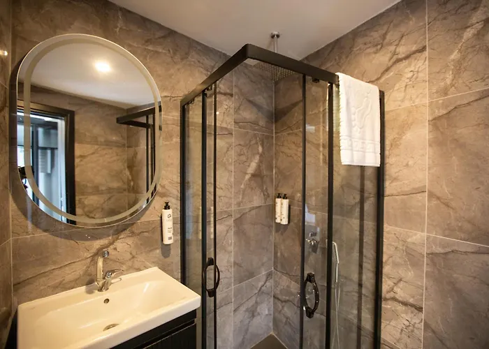 Marlen Mavisehir Esmirna